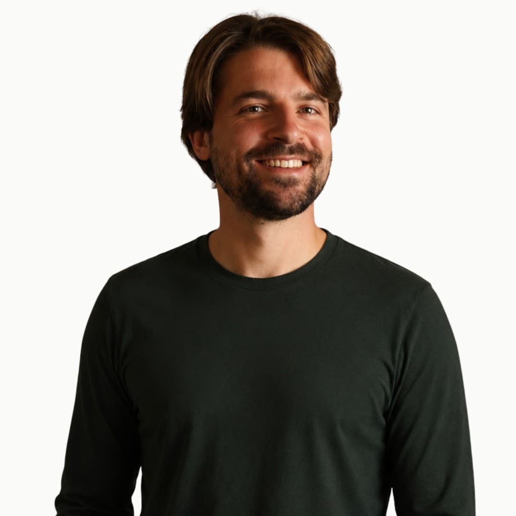 Macklin Buckler, Co-Founder of Harochi
